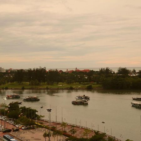 Mts @ Marina Court Resort Condo โกตาคินาบาลู ภายนอก รูปภาพ